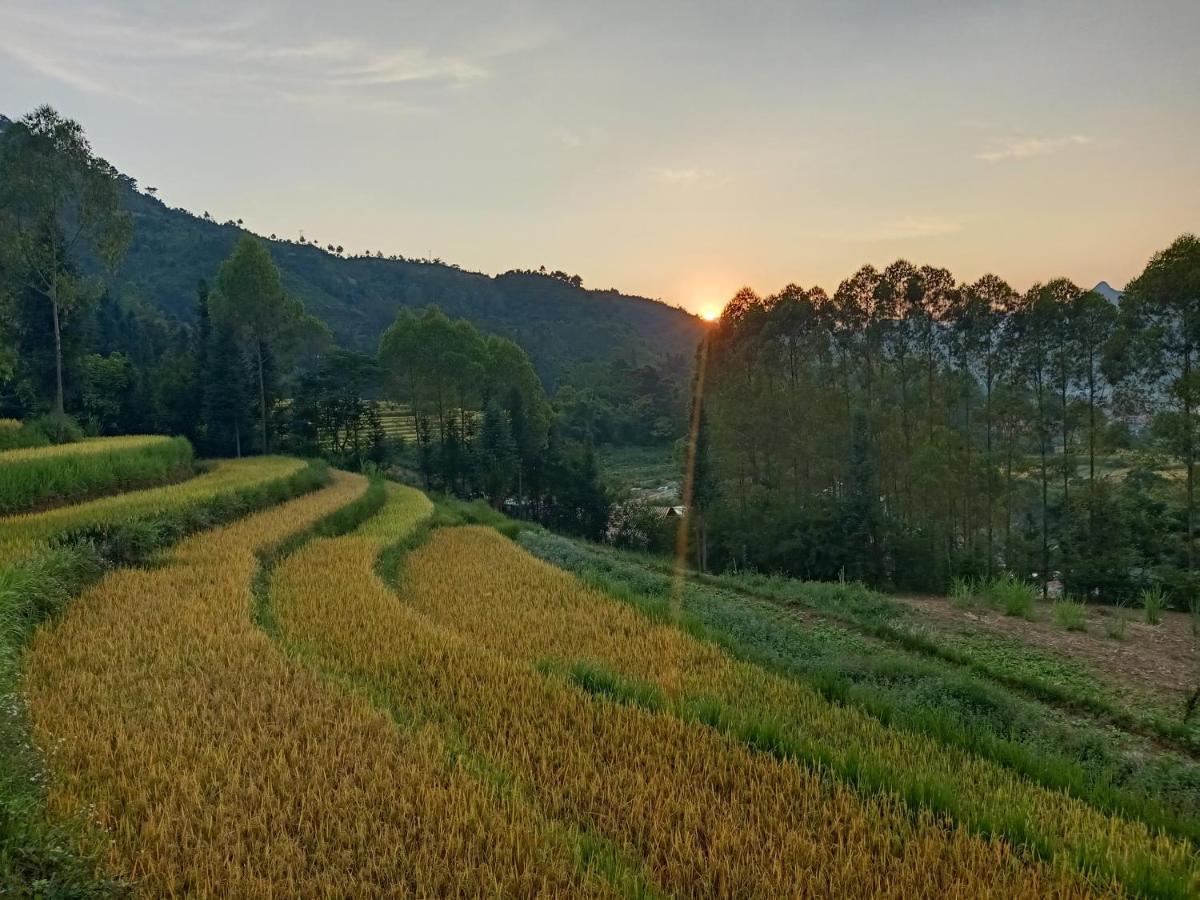 Dong Van Hmong Homestay ภายนอก รูปภาพ