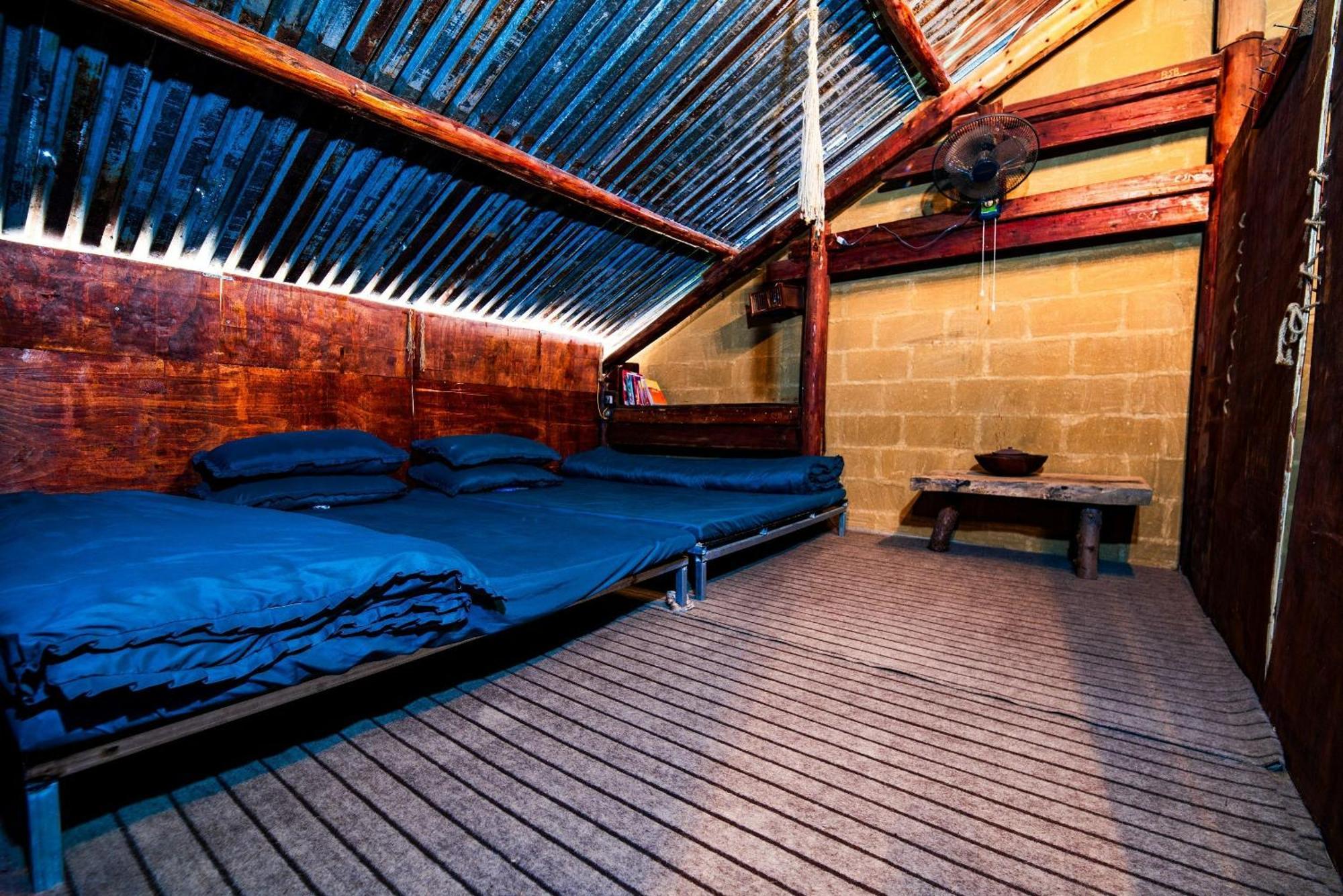 Dong Van Hmong Homestay ภายนอก รูปภาพ