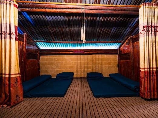Dong Van Hmong Homestay ภายนอก รูปภาพ